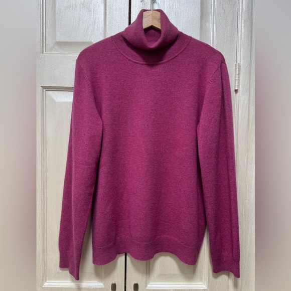 Monterey Bay Women L Purple Cashmere Turtleneck Sweater Long Sleeve Pullover - Picture 1 of 9